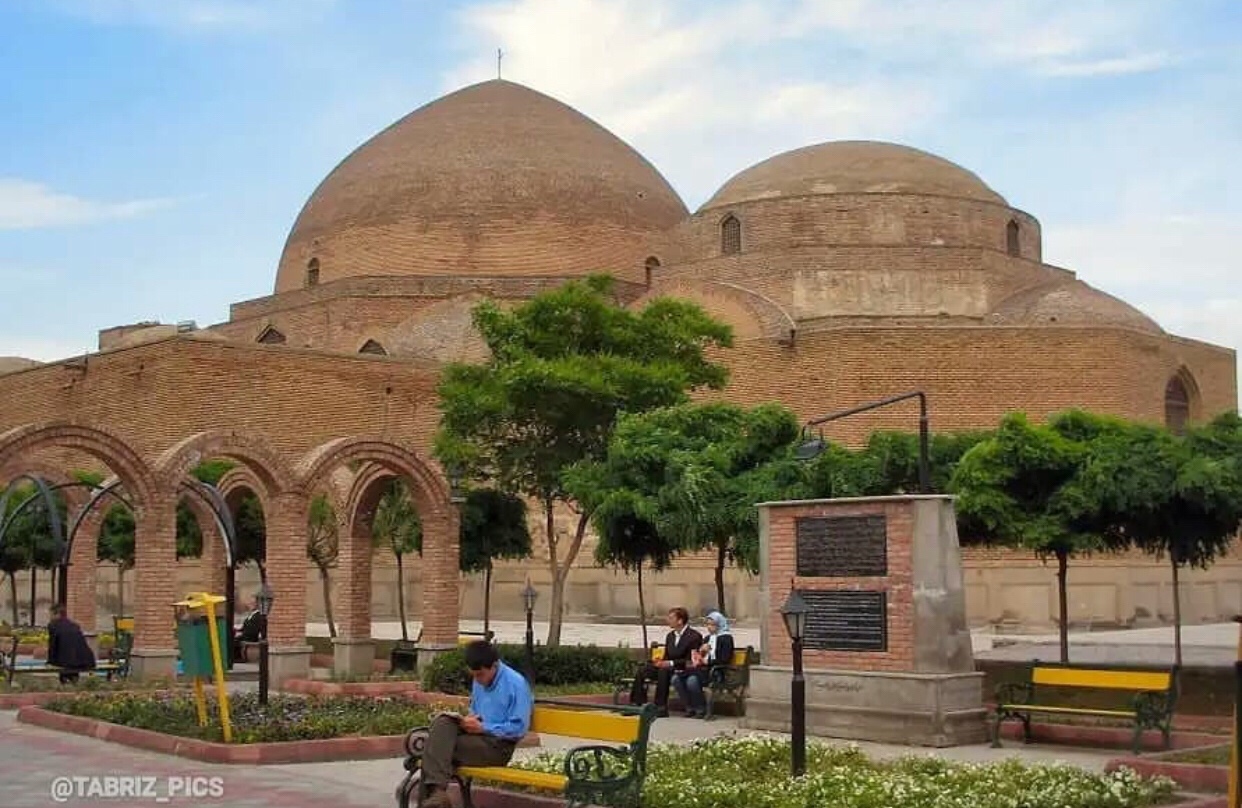 عدسة إيرانية: مسجد كبود في تبريز شمالي غرب إيران 3