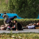 استعراض عسكري تحت النار في ايران، بالصور كيف وقع الهجوم المسلح في الأهواز؟ 43