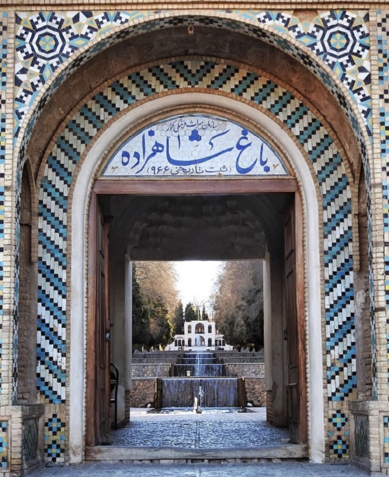 عدسة ايرانية: حديقة شاهزاده التاريخية في كرمان 3
