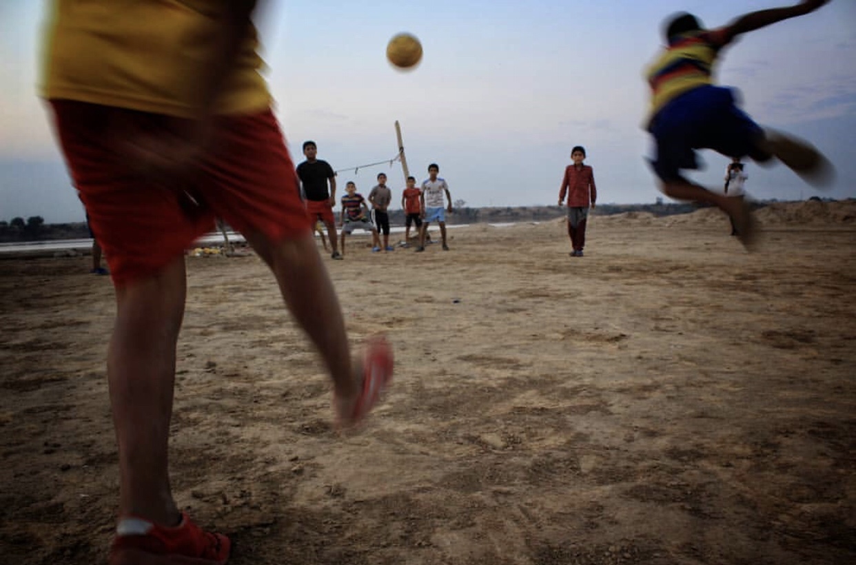 عدسة إيرانية: كرة قدم الشاطئ في الأهواز 3