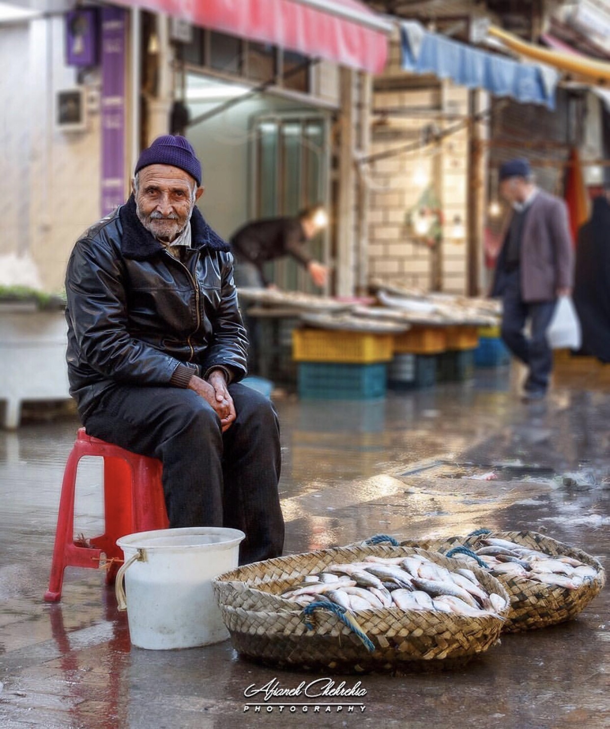 عدسة إيرانية: بائع سمك في رشت 3