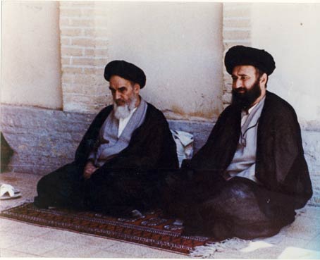 في الذكرى الثلاثين لتوليه قيادة إيران، كيف أصبح خامنئي مرشدا للجمهورية الإسلامية؟ 1
